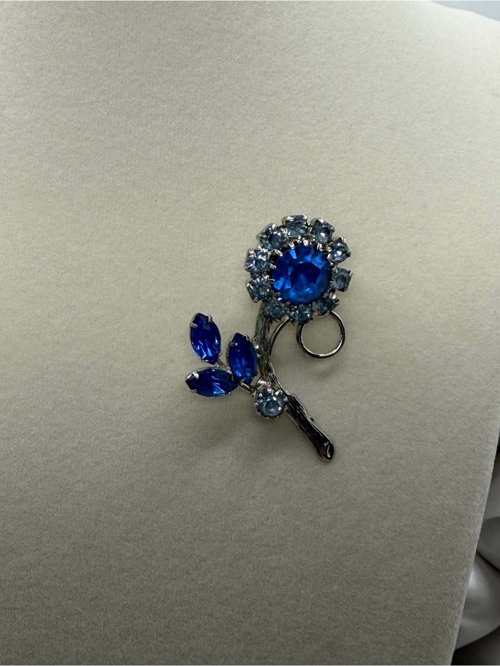 Vintage Silver Tone Leaf Brooch - Blue & Clear Rhinestone Botanical Pin